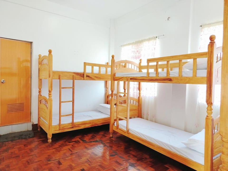 Bed, Bedroom, bunk bed