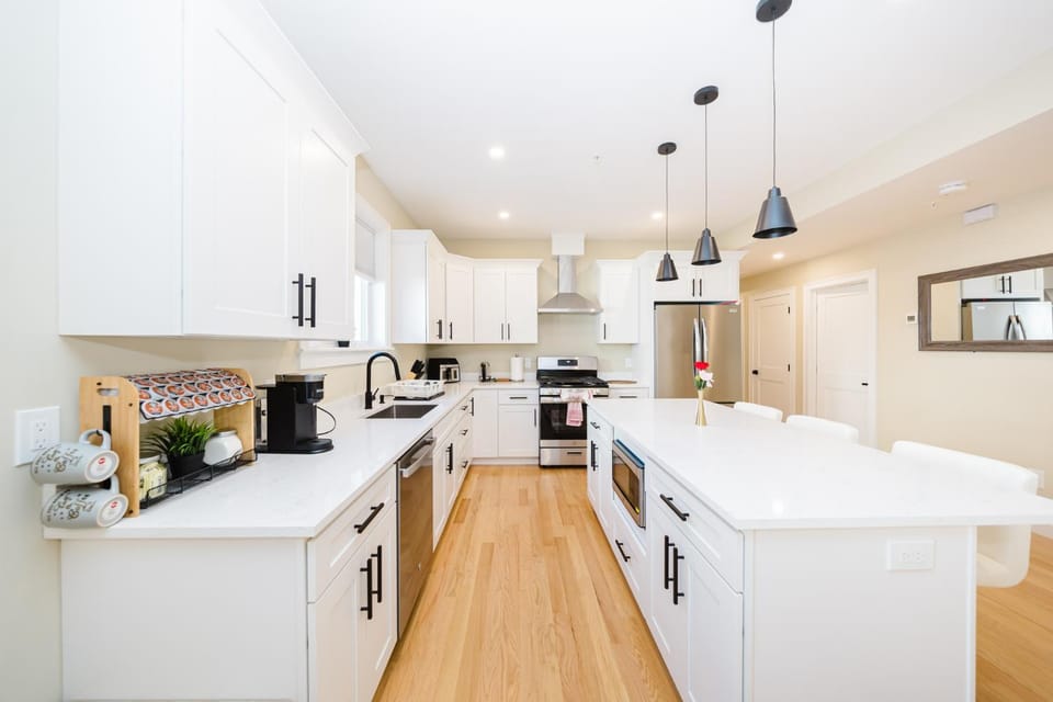Modern 3BR Boston - Prime World Cup 2026 Location - Near Franklin Park 60-2 Apartment in Milton