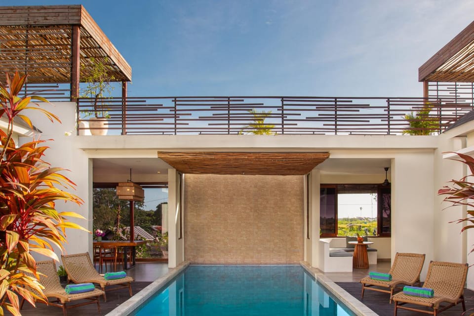 Property building, Swimming pool