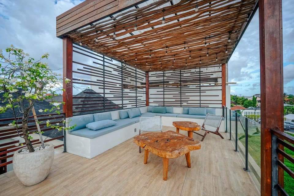 Day, Balcony/Terrace, Seating area