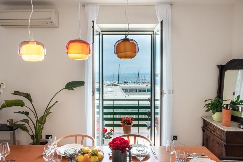 Dining area, Sea view