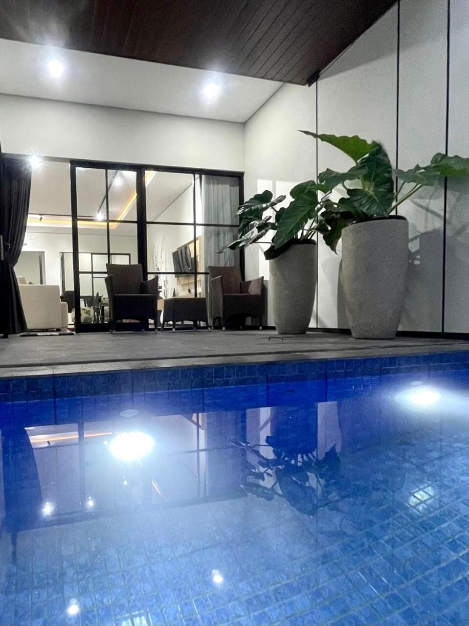 Pool view, Swimming pool