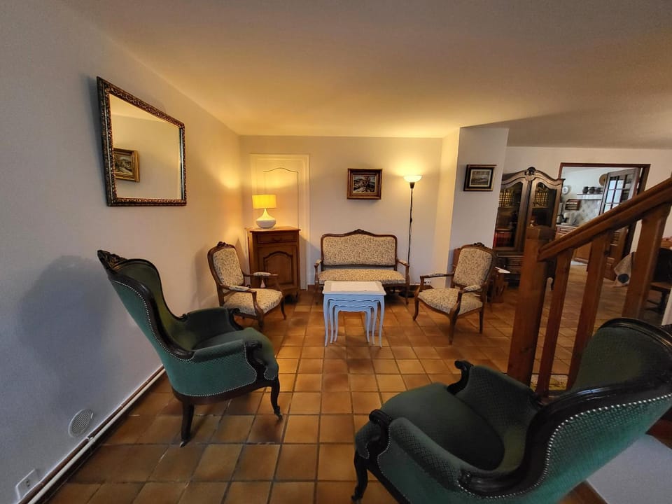 Maison 3 ch, cour privée et Wi-Fi, proche plage et commerces - FR-1-92-949 House in Les Sables-d'Olonne