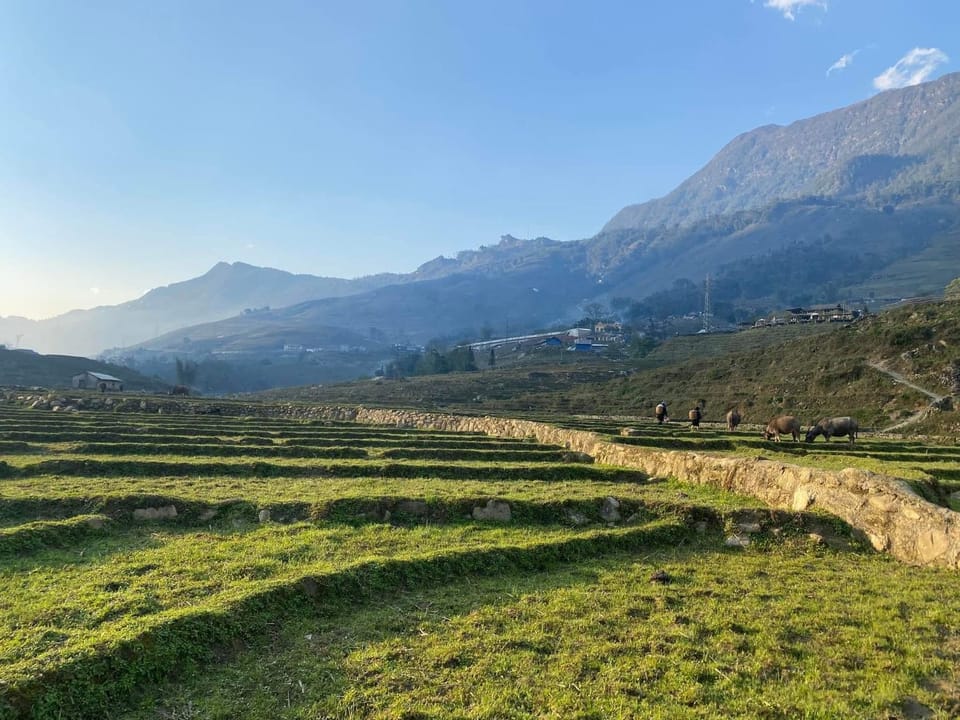 Nearby landmark, Day, Natural landscape, Mountain view