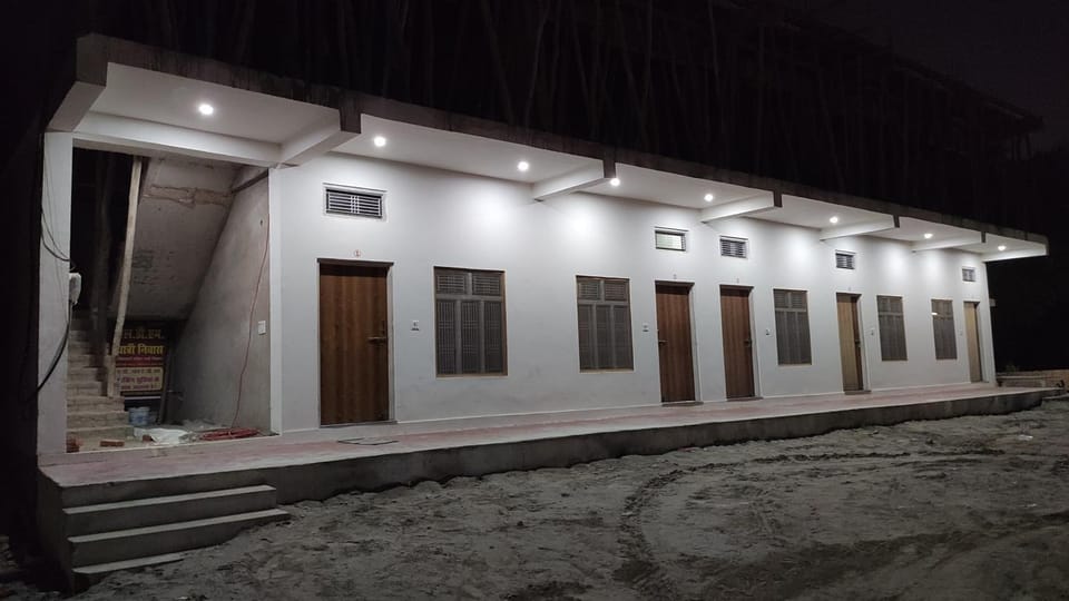 Property building, Night