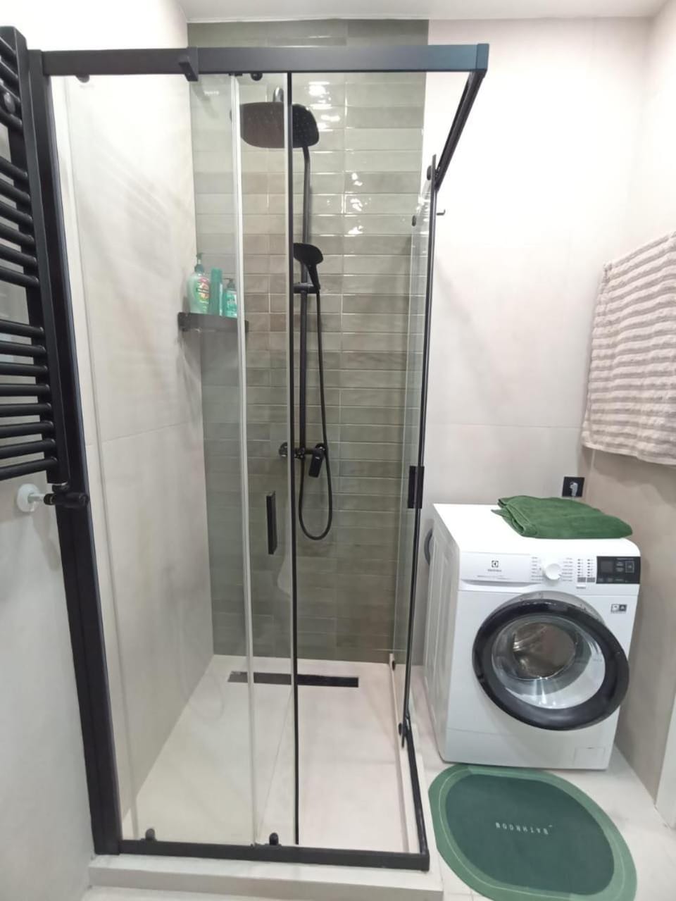 Shower, washing machine