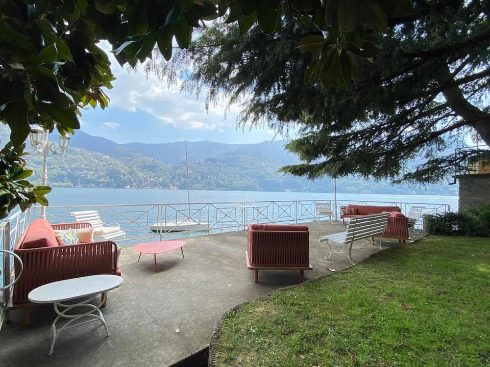 Villa Lucia Laglio - Private Lake Access Villa in Laglio