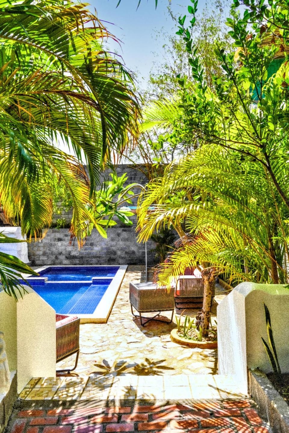 Patio, Spring, Garden, Garden view, Pool view, Swimming pool, sunbed
