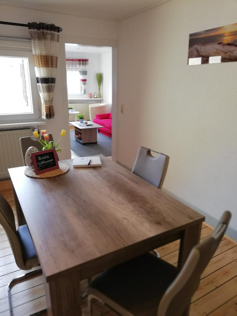 Kitchen or kitchenette, Seating area, Dining area