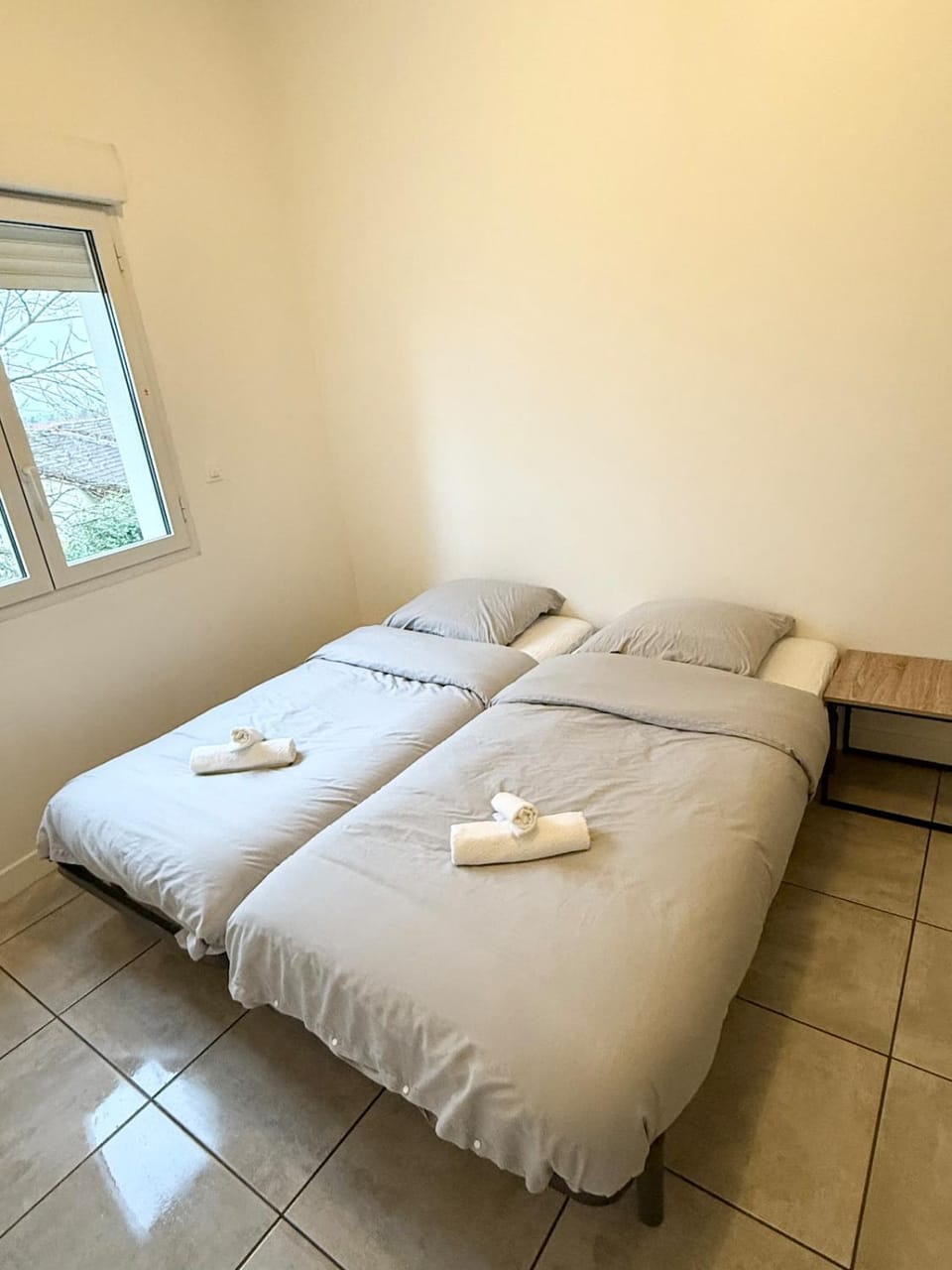 T2 étage Lumineux à Leyment Apartment in Auvergne-Rhône-Alpes