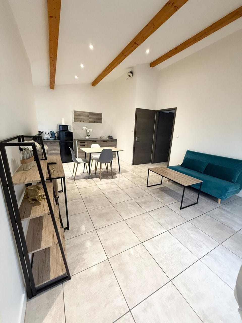 T2 étage Lumineux à Leyment Apartment in Auvergne-Rhône-Alpes