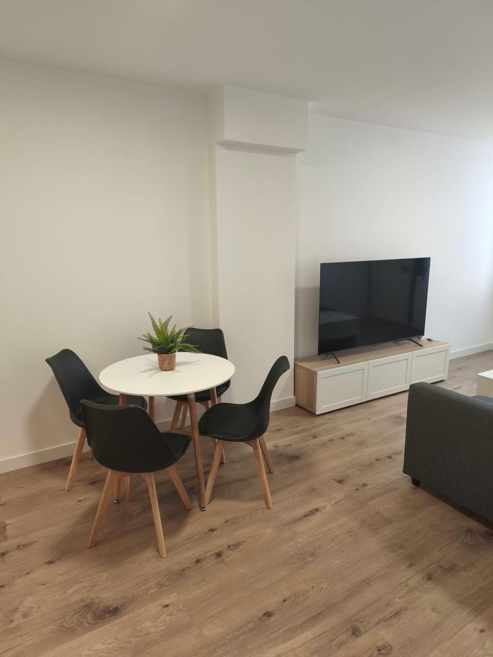 Oasis Deluxe Airport Apartment in Torrejón de Ardoz