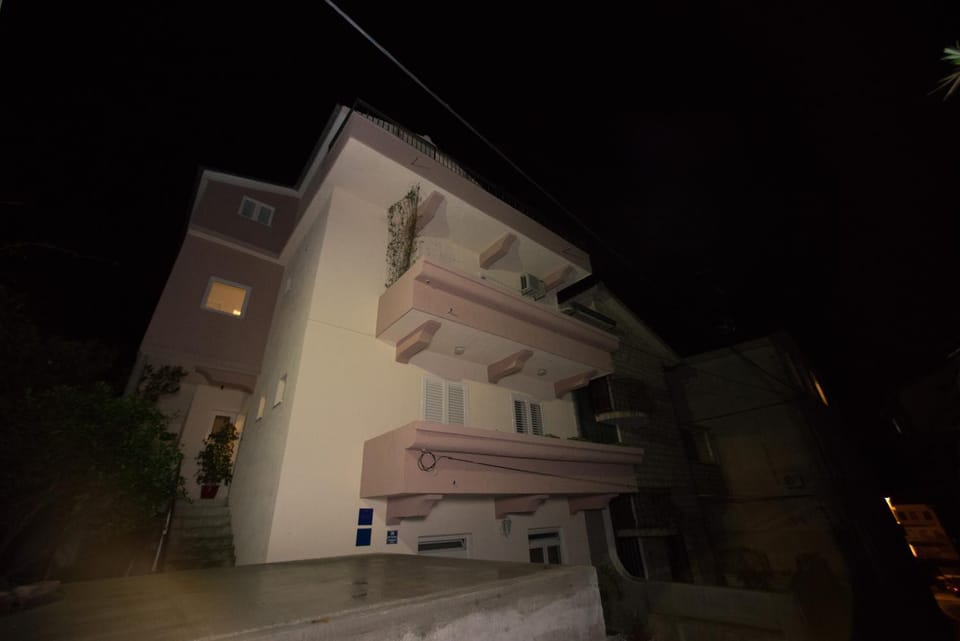 Property building, Facade/entrance