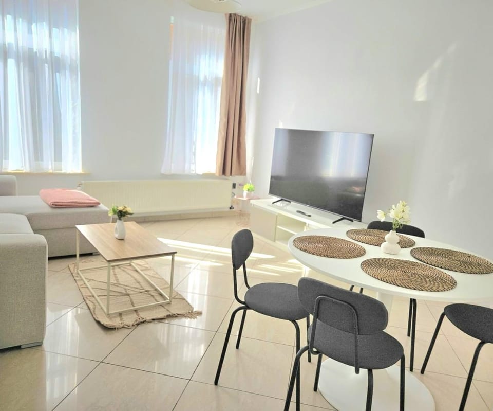 Proche du Centre de Bruxelles appartement 5 personnes Apartment in Ixelles