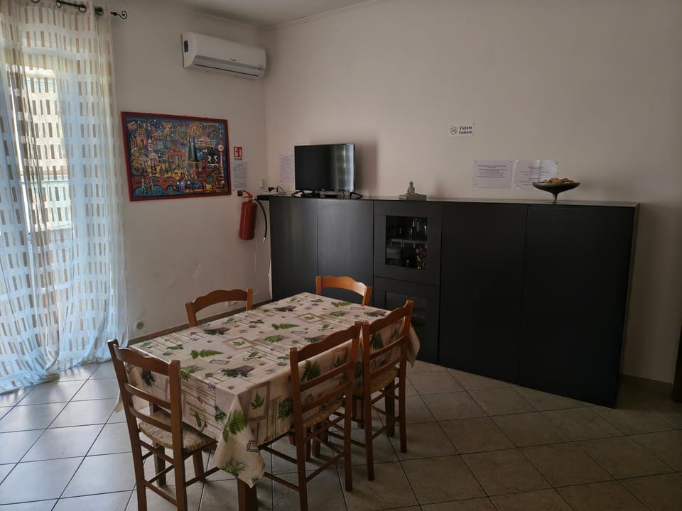 Living room, kitchen
