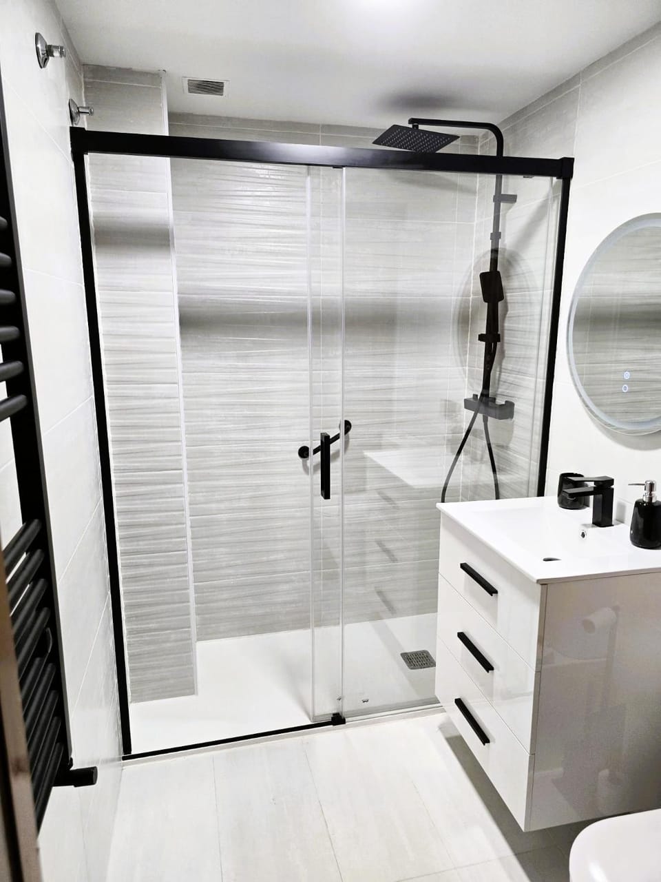 Shower, Bathroom