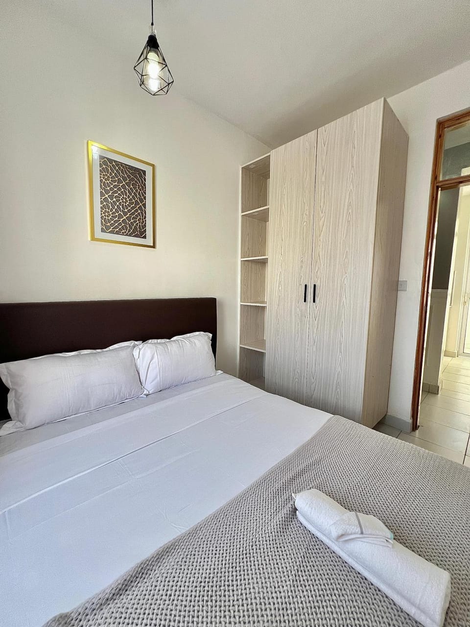 Bed, Photo of the whole room, Bedroom, towels, wardrobe