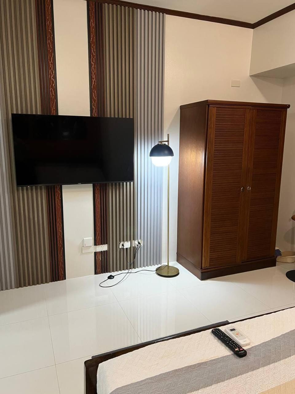 Modern Cebu Getaway Apartment in Lapu-Lapu City