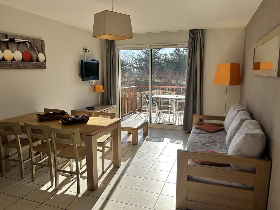 100 - Appart duplex 6p avec piscine collective. Apartment in Brittany