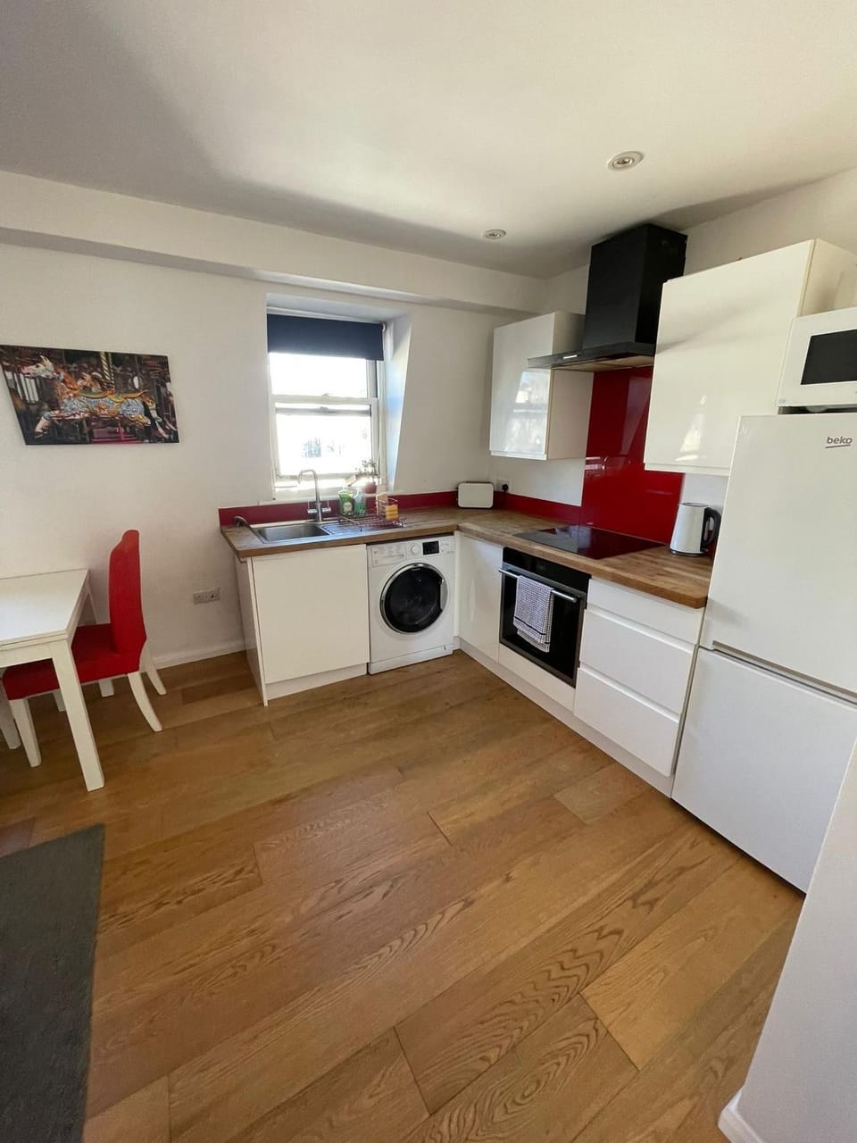 microwave, oven, laundry, washing machine