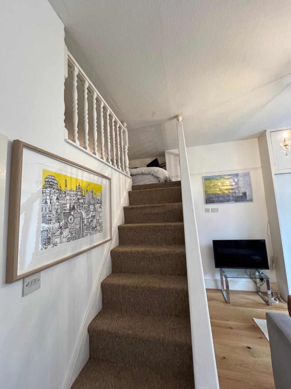 Mezzanine Studio Flat in Putney Apartment in London