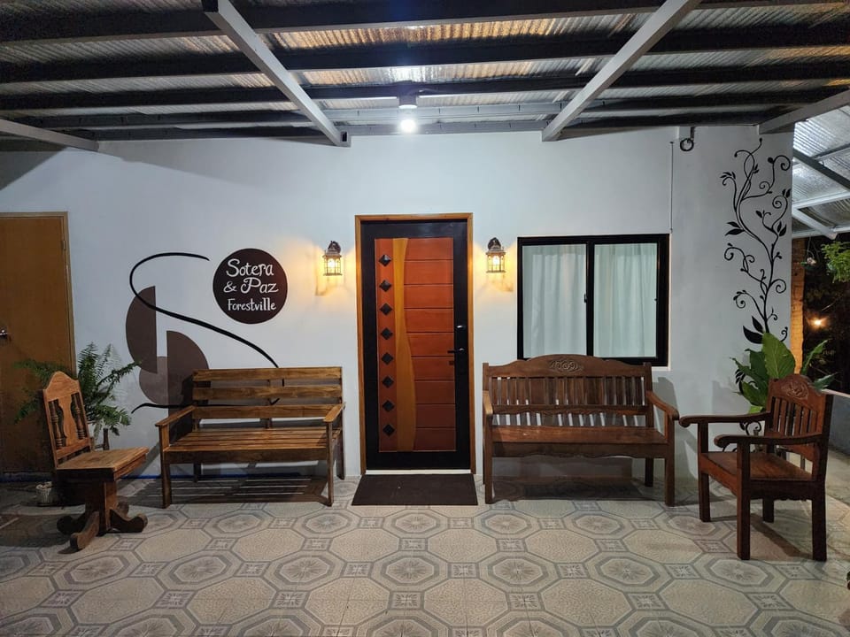 Seating area