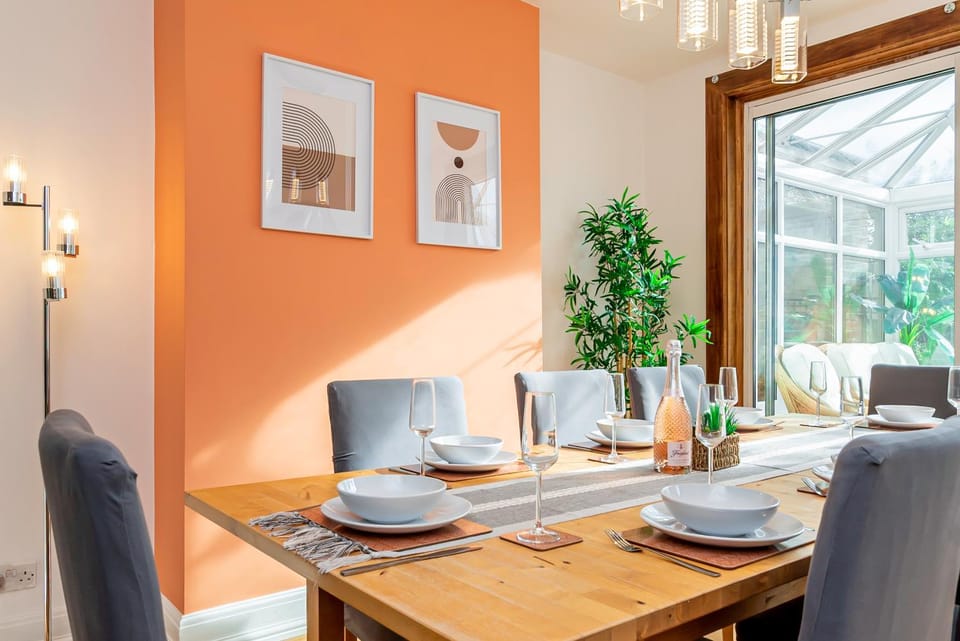 Luccombe Lodge House in Southampton