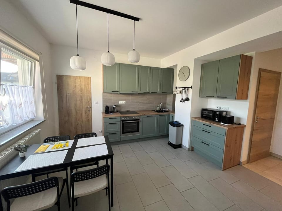 Kitchen or kitchenette, Dining area, dishwasher, oven, stove