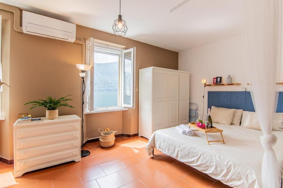 Bed, Photo of the whole room, Bedroom, towels, wardrobe, air conditioner