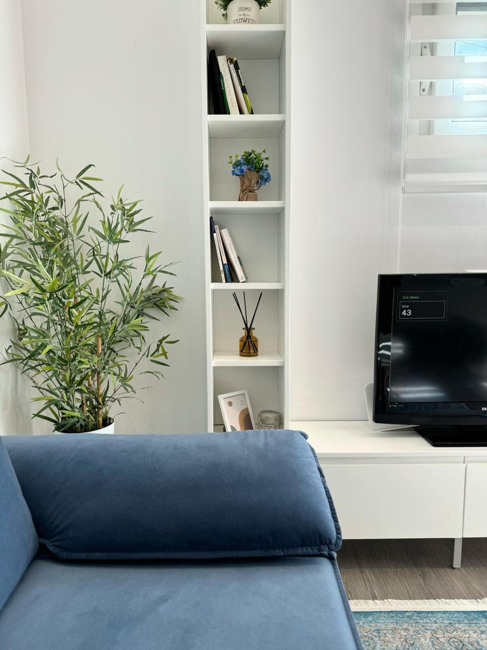 Lovely Blue Home City Center by PikHost Apartment in Tirana