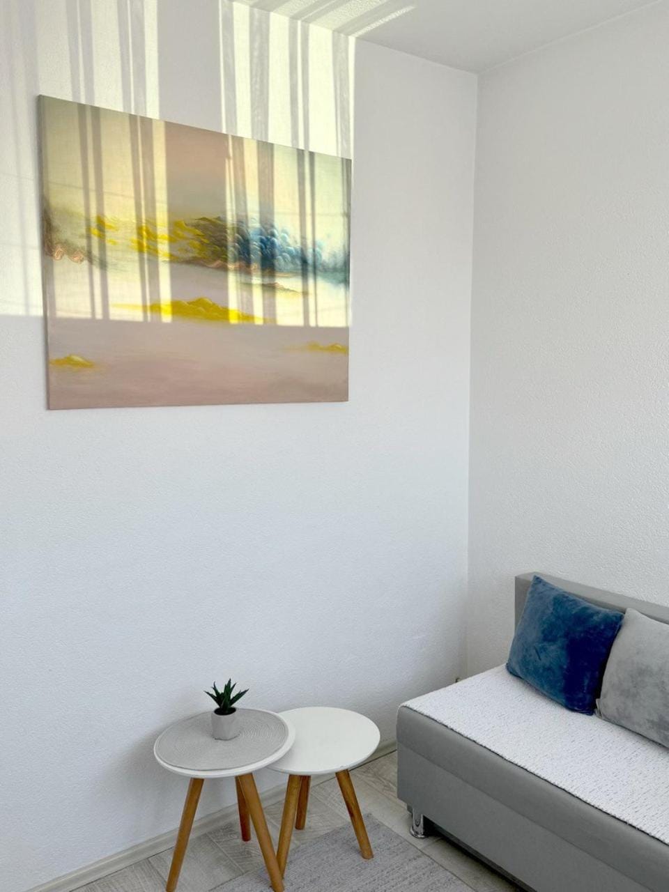 Decorative detail, Seating area