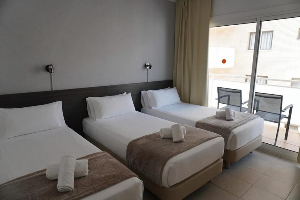Hotel Ram Rooms Tahiti Hotel in Salou