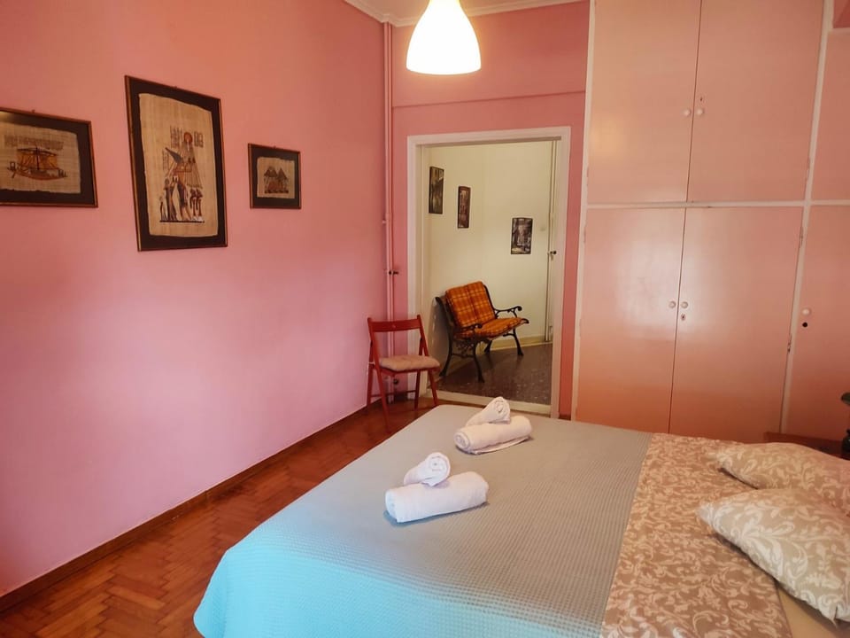 Bedroom, wardrobe