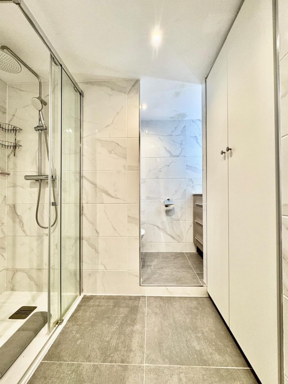 Shower, Bathroom