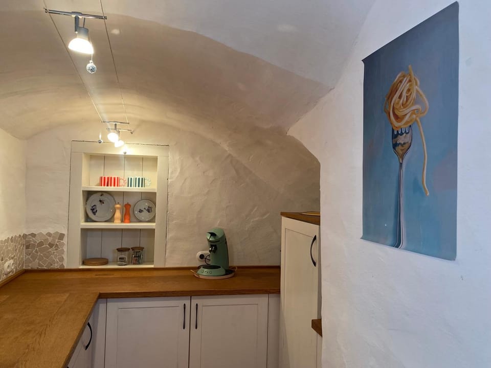 Coffee/tea facilities, Kitchen or kitchenette