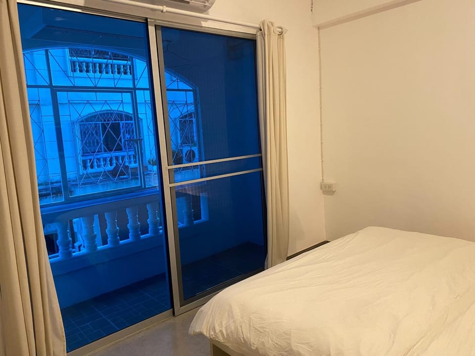2 Bedroom Condo Bangna Steps to Mega Bangna & IKEA Quick Airport Access Apartment in Bangkok
