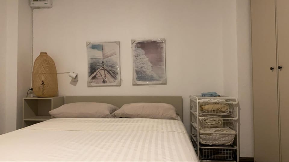 Modern 2-bedroom condo near Foodie Market 11 min, Mega Bangna, Bangna Trad Road 12 min, Suvarnabhumi Airport 15 min Apartment in Bangkok