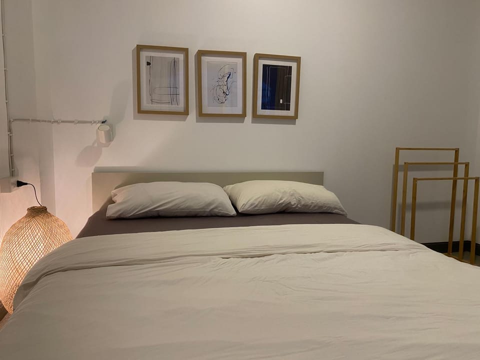 2 Bedroom Condo Bangna Steps to Mega Bangna & IKEA Quick Airport Access Apartment in Bangkok