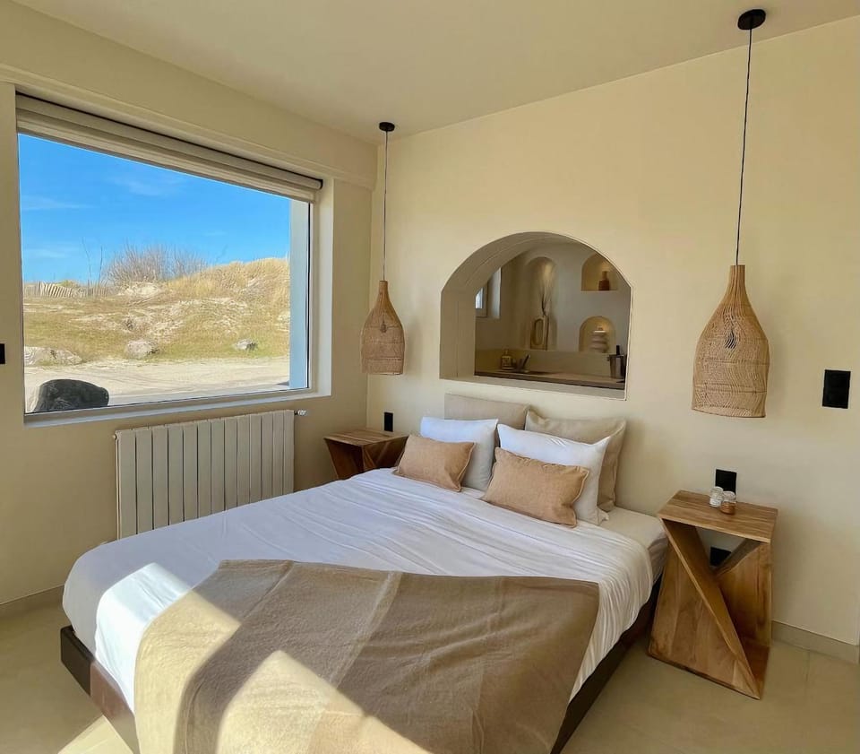 Bed, Photo of the whole room, Bedroom, Landmark view, Landmark view, Sea view, Sea view