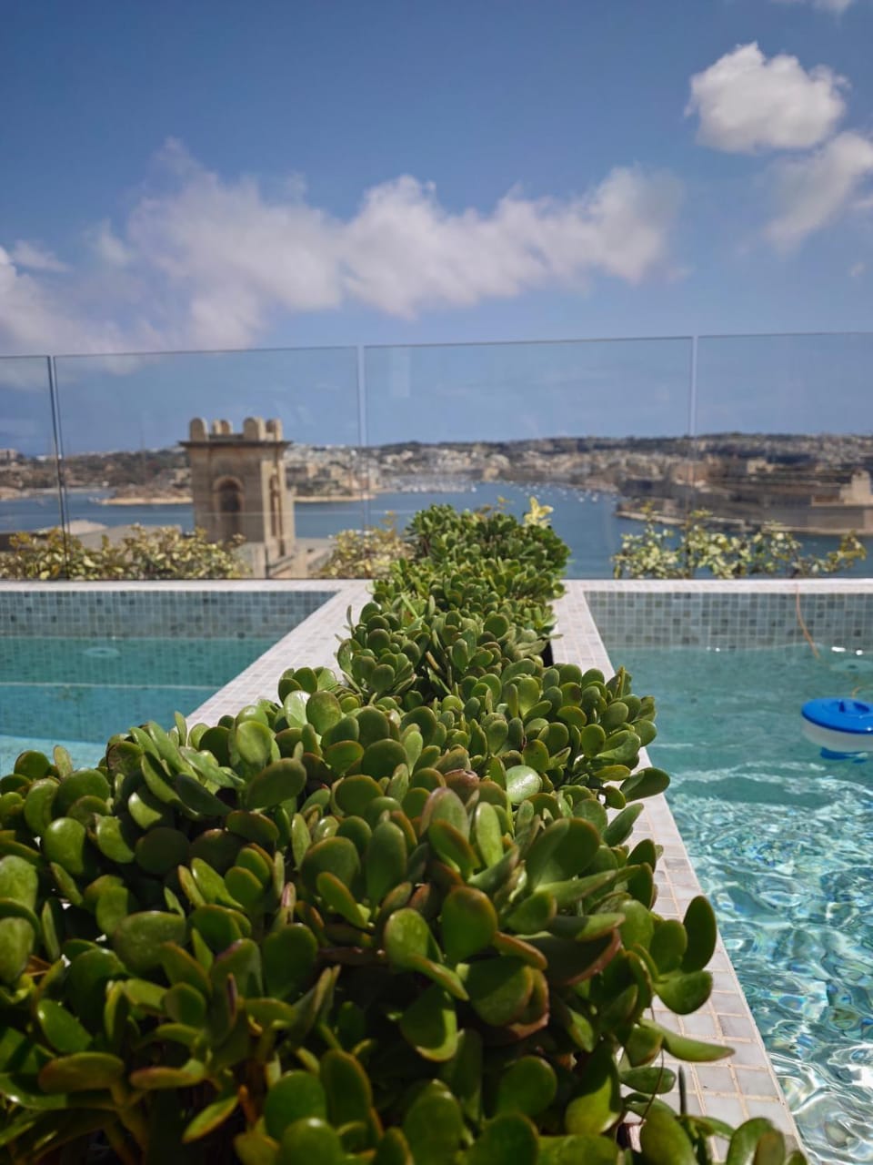 Pool view, Sea view, Swimming pool