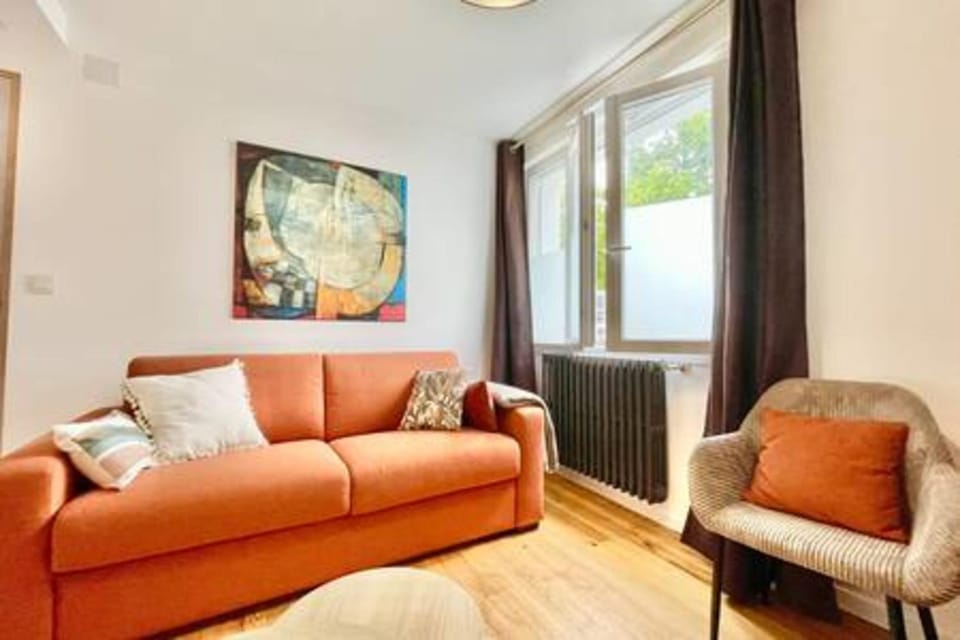 The Terrace - Near Downtown - BBQ Apartment in Saint-Nazaire