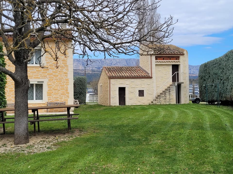 Property building, Garden view