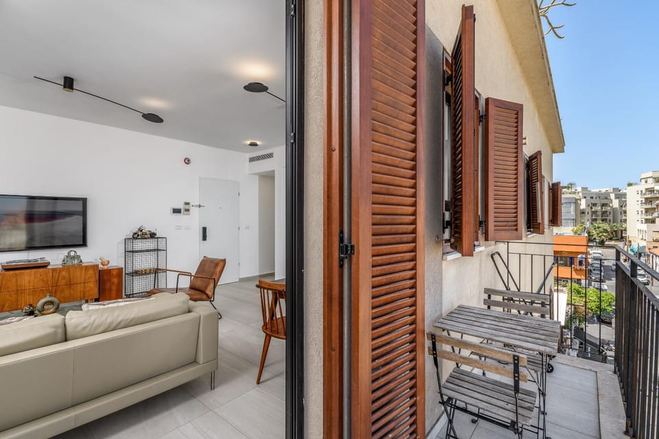 Trendy vintage by SEA U TLV Apartment in Tel Aviv-Yafo