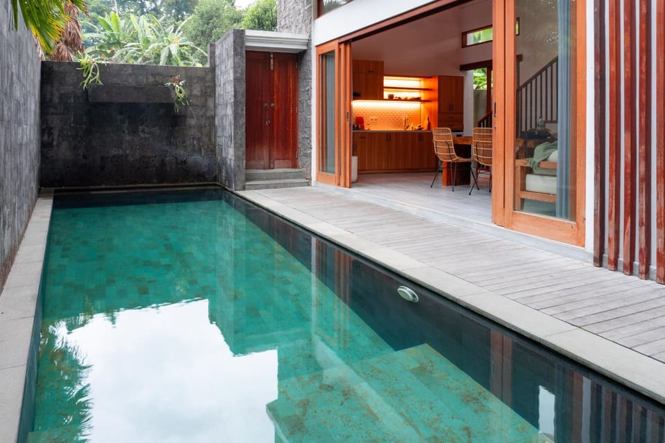 Pool view, Swimming pool
