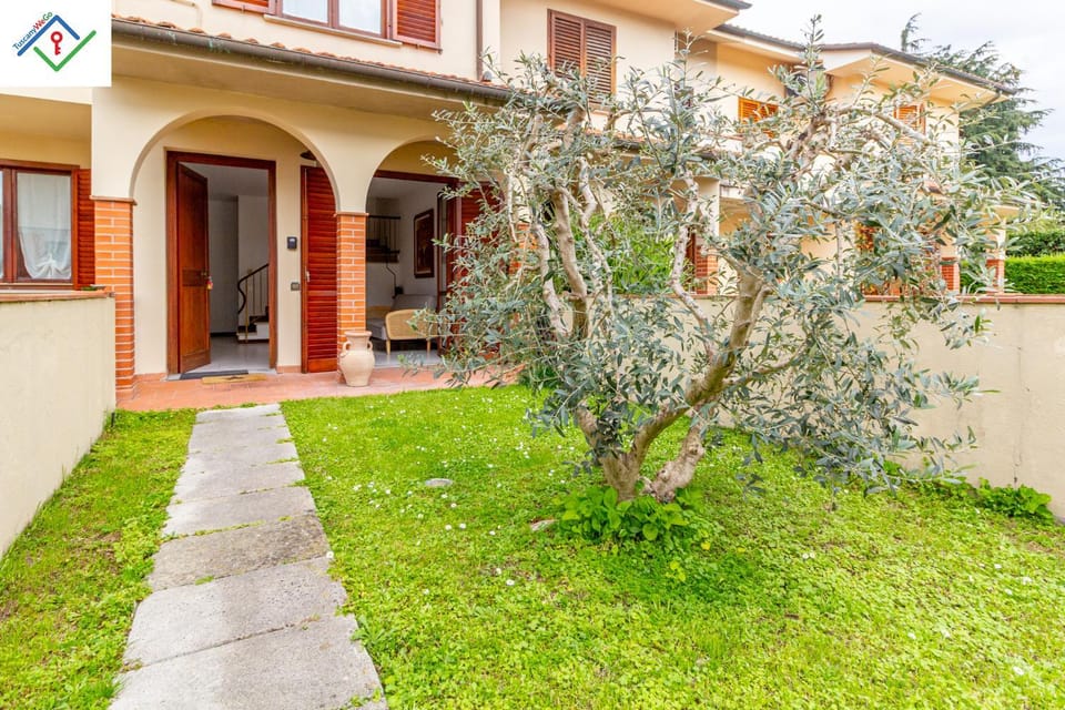 Property building, Garden, Garden