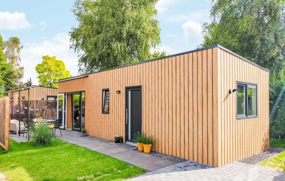 Property building, Garden