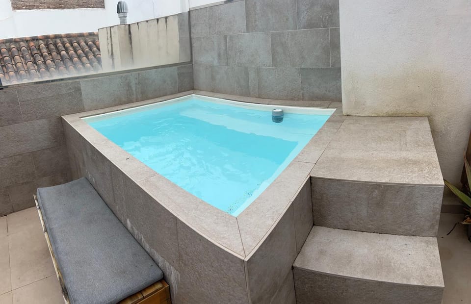 Pool view, Swimming pool, Swimming pool