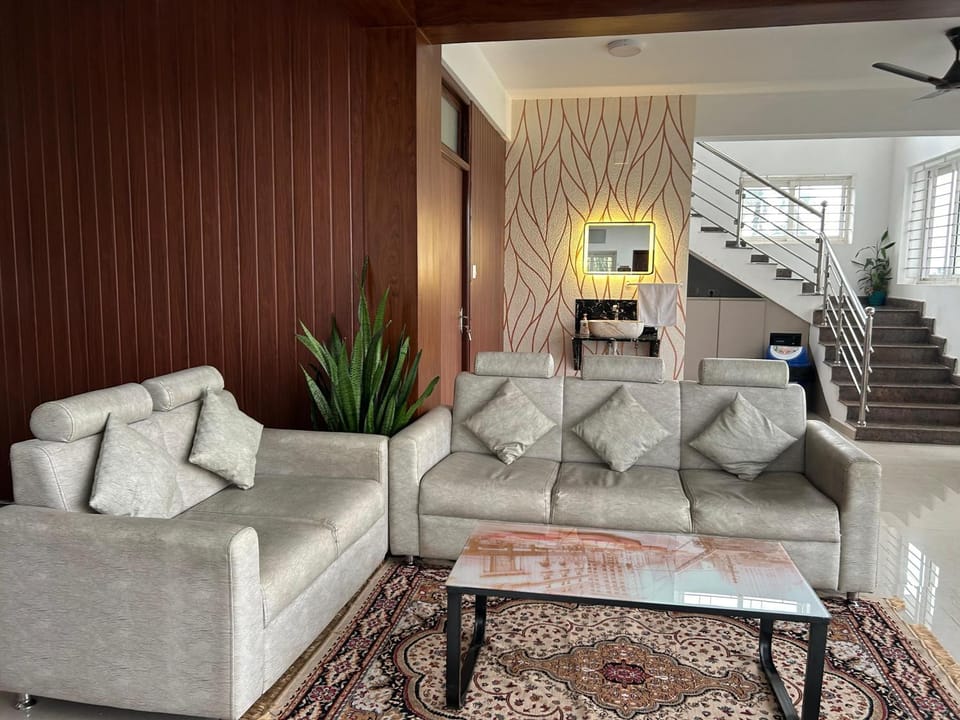 Vinayaka House - A Luxurious Duplex Home House in Mangaluru