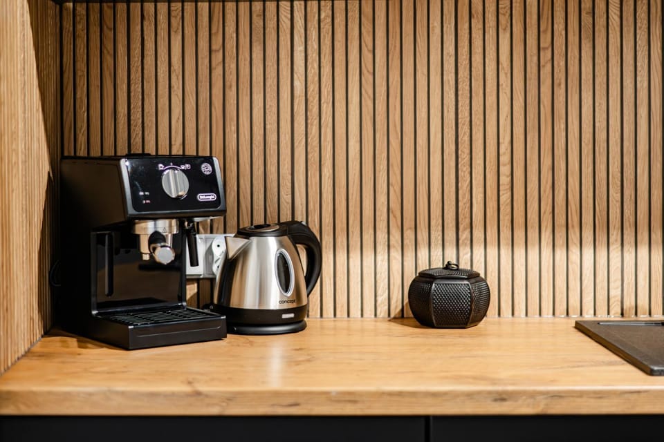Coffee/tea facilities, Kitchen or kitchenette