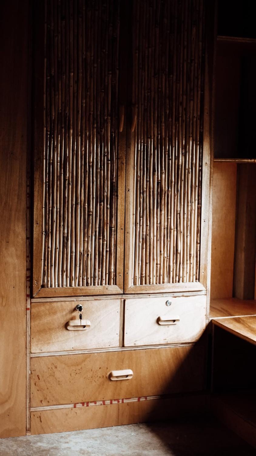 wardrobe